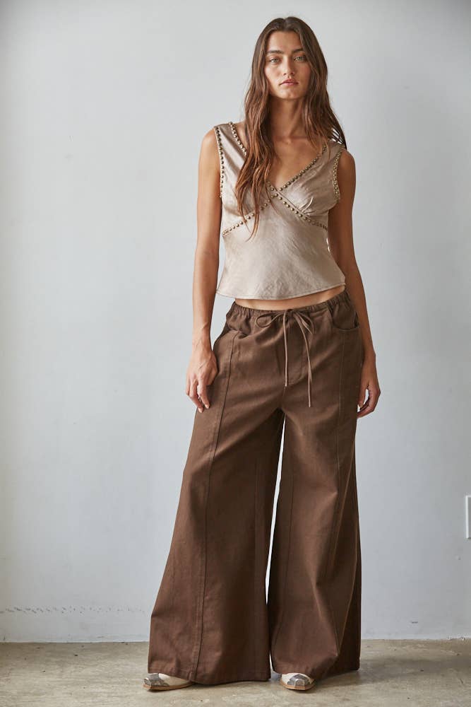 Woven Polyester Satin V-Neck Sleeveless Blouse Top